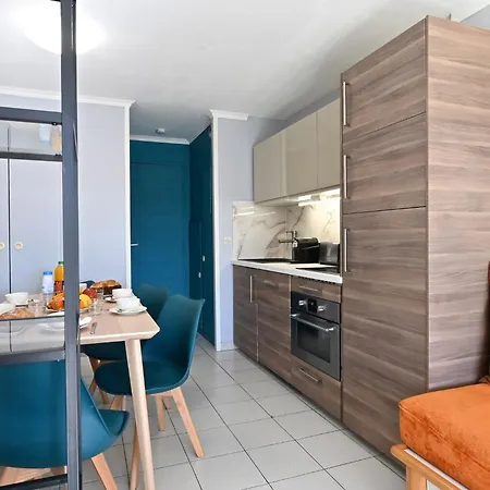 Apartment Village Cap Esterel - L'esquinade-103 By Interhome