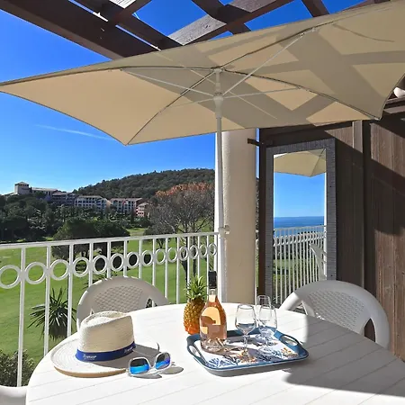 Apartment Village Cap Esterel - L'esquinade-103 By Interhome